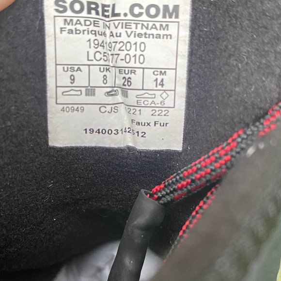 NIB/NWT Sorel Kids' Whitney™ II Short Waterproof Insulated Boot in Black(Sz 9) - Picture 9 of 9